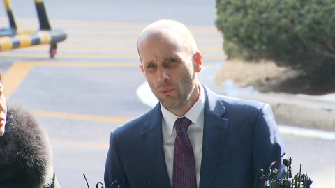 쿠팡 로저스, 경찰 출석…'자체조사' 의혹 집중 수사