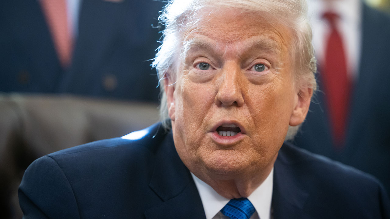 트럼프 "관세정책, 내 말대로 효과"...투자 성공사례 한국 거론