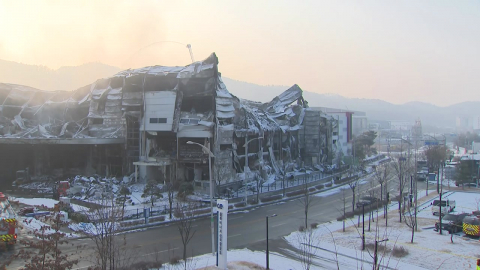 충북 음성 공장 화재 실종자 수색 사흘째…이 시각 현장