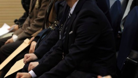 '20대만 뽑은 은행' 벌금형 정당… 헌재, 연령 차별 금지 '합헌'