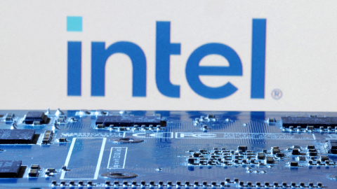 인텔 CEO, GPU 시장 진출 선언..."1.4나노 파운드리에 고객 관심"