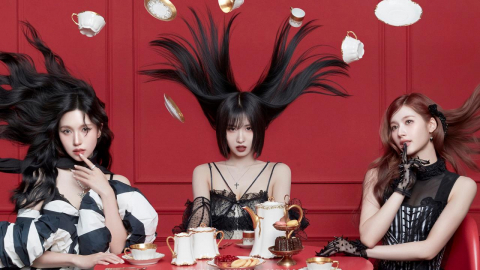 트와이스 미사모, 日 첫 정규 'PLAY' 발매…3부작 프로젝트 완성