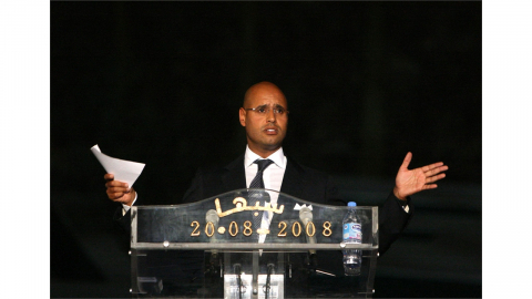 리비아 독재자 카다피 차남, 4인조 무장 괴한에 피살