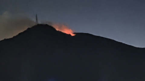 부산 금정봉에서 불…경주 산불도 한때 재발화