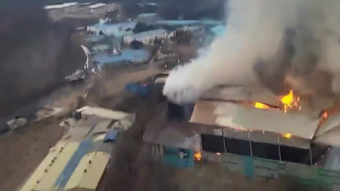 [속보] 경기 포천 신북면 폐목재 창고 화재…5시간 진화 중