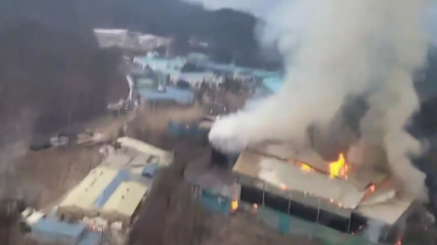 "창고에 폐목재 천 톤"…포천 공장 등 곳곳 화재