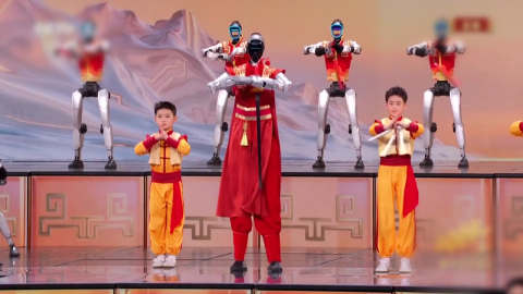 '취권'에 '콩트'까지…중국 로봇굴기 과시한 춘절 TV쇼