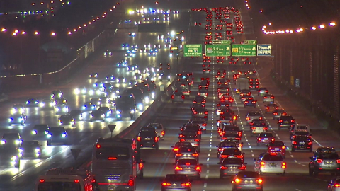 설 당일 귀경길 정체 계속…이 시각 고속도로 상황