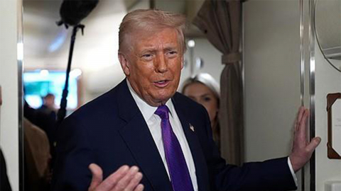 트럼프 "오바마 '외계인 존재' 발언은 기밀 누설"