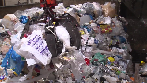 소각시설 조기 건설하고 폐기물 감량…\'쓰레기 갈등\' 대책될까?