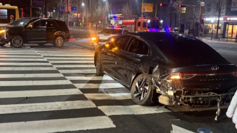 [단독] 김인호 음주 사고 현장 아수라장...보행자 덮칠 뻔