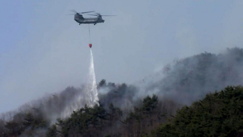 함양 산불 확산...험한 산세·강풍 겹쳐 진화 난항