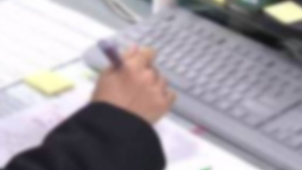 섬 발령 억울하다며 부하에 대리서명…수당 챙긴 공무원, 소송 패소