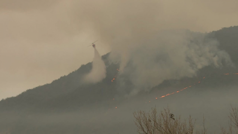 경남 밀양 산불 진화율 85%…헬기 집중 투입