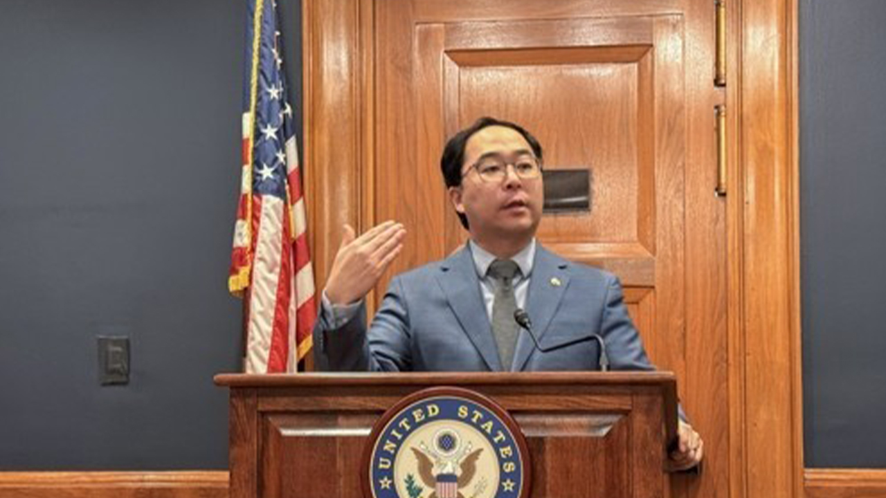 "걷은 관세 뱉어내"...미 민주당 의원들 관세 환급법안 발의