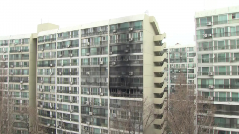 서울 은마아파트에서 불…10대 1명 숨지고 90여 명 대피