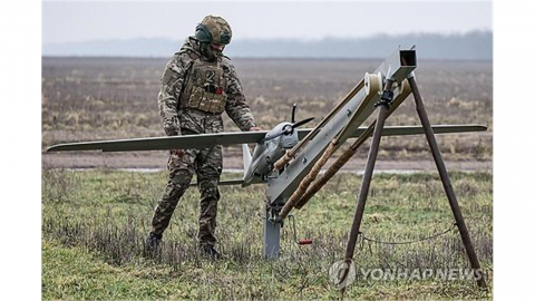 "러, 올해도 우크라 전쟁 지속 가능...전력 약화 징후 없어"