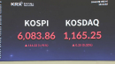 [속보] 막 오른 '6천피 시대'...코스피 6,100 턱밑 마감