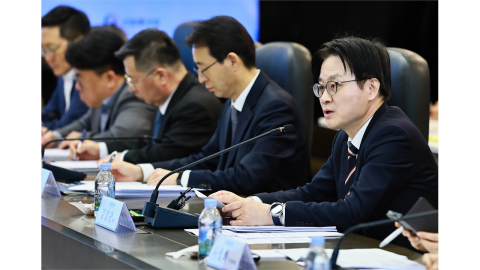 정부 "올해 수출 7,400억 달러 목표"...8대 품목 지원 강화