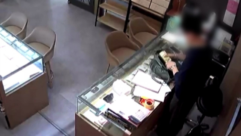 [단독] 금은방 업자 구속됐지만...피해자 "내 금 어딨나" 발 동동