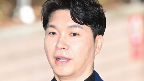 \'박수홍 기획사 돈 횡령\' 친형 징역 3년 6개월 확정