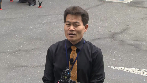 [현장영상+] 전한길 경찰 재소환…\'이준석 명예훼손\' 혐의