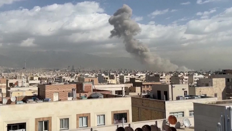 이란, 동시다발 보복 공습 시작...이스라엘·미군 기지 겨냥