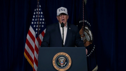 트럼프 "이란서 중대 군사작전 개시…핵무기 못 갖게 만들 것"