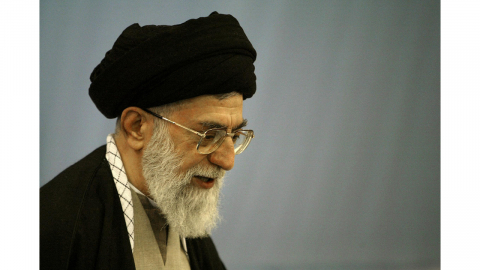  이란 최고지도자 임시대행에 하메네이 측근 '모흐베르'