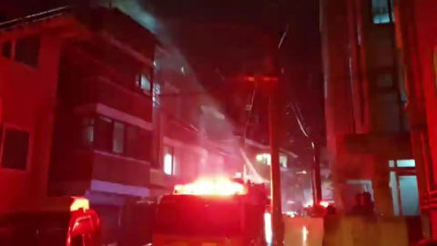 한밤중 빌라 옥탑방에서 불…고속도로 추돌 뒤 화재