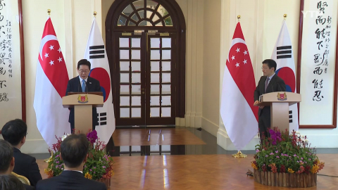 이 대통령 "초불확실성 시대 동반자"…웡 총리 "자유무역 수호"