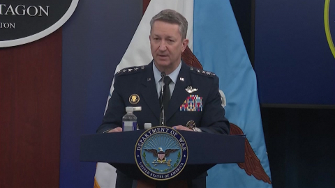 미 국방 "이란 영공 곧 장악할 것…이란 군함 격침"