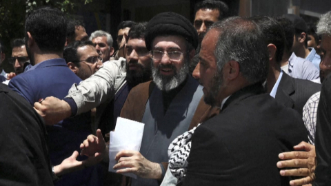 트럼프 "이란 지도자 되면 결국 죽는다"…후계자 발표 못하는 이란