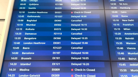  두바이 발 묶인 단체여행객들…제3국 경유 '탈출 시작'