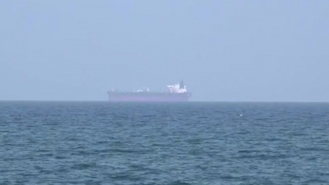 "호르무즈 통과 유조선 0척"…해양대생도 발 묶여