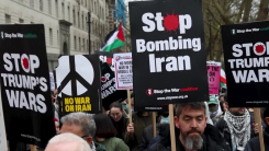 화염에 휩싸인 테헤란...이란 전쟁 찬반 시위