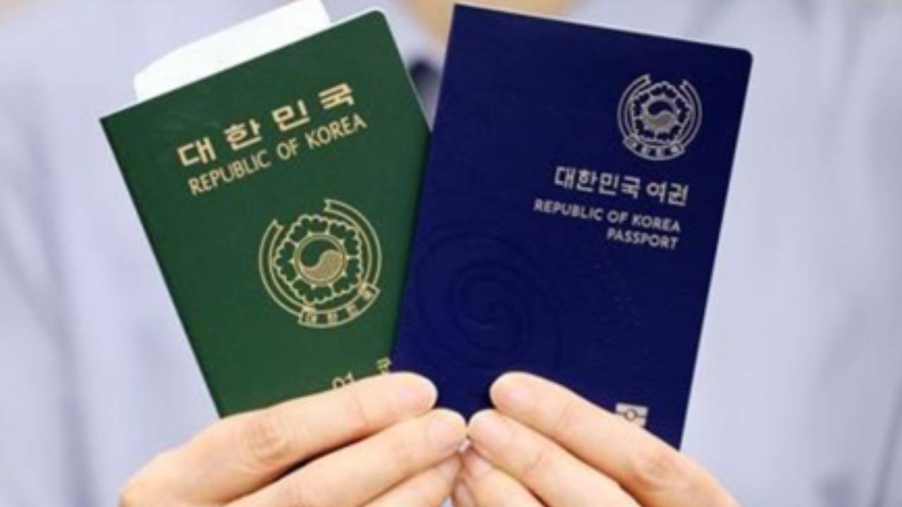 "LEE말고 YI 안 되나?" 여권 영문 성, 개인 선호 이유로 못 바꾼다