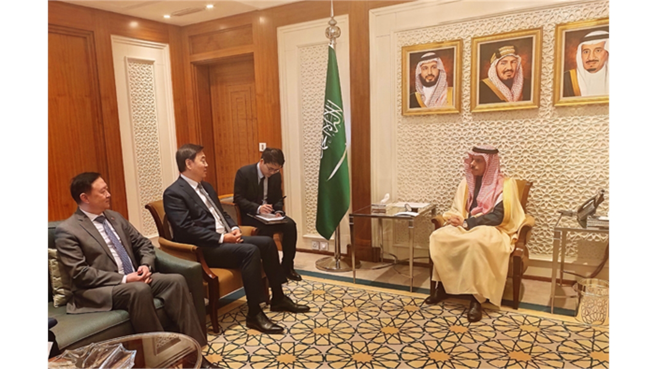 중국 중동특사, 사우디서 중재 외교 "군사행동 중단해야"