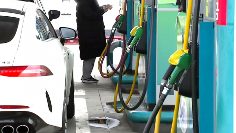 정부 압박 속 유가상승세 둔화…휘발유 리터당 1,900원