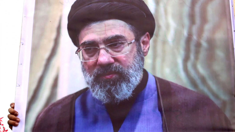 '세습 반대' 유언에도 차남 선택 이유는?…"순교자의 아들"