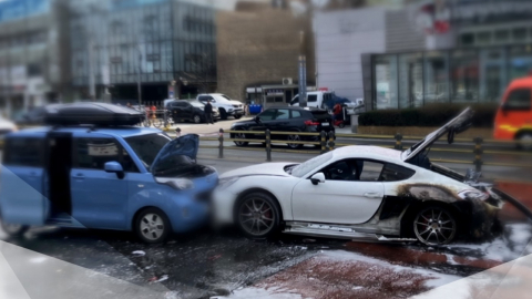 역주행 포르쉐, 연달아 \'쿵쿵\'…가속 페달에 불까지