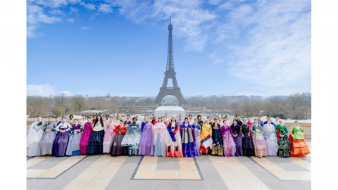 한·불 수교 140주년 기념...파리서 '한복모델 선발대회' 성황