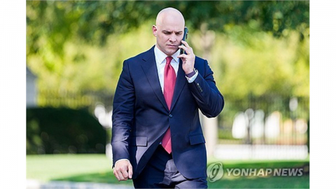 백악관, 이민정책 '톤 다운'…하원에 "대량추방 언급자제" 요청