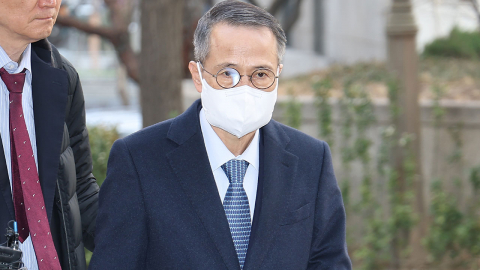 경찰, \'강서구청장 선거 개입\' 김규현 전 국정원장 소환