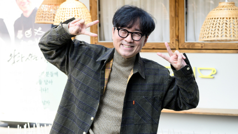 "이게 무슨 일인가"…'천만 감독' 장항준, 서울 한복판서 '왕사남' 공약 이행