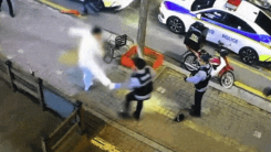 테이저 맞고도 '멀쩡'...경찰, 흉기난동범 삼단봉으로 제압