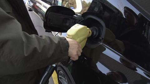 주유소 가격 인하 시동…"큰 폭 조정은 시간 필요"