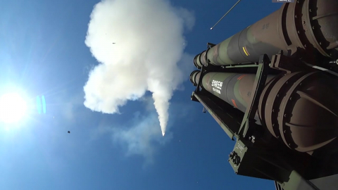 이란 전쟁 주목 받는 \'천궁-Ⅱ\'…비법은 \'콜드런칭\'