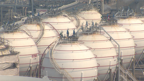 호르무즈 봉쇄에 나프타 공급 차질…석유화학 가동률 '뚝'