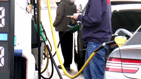 주유소 기름값 본격 '내림세'…변수는 국제유가 '불안'